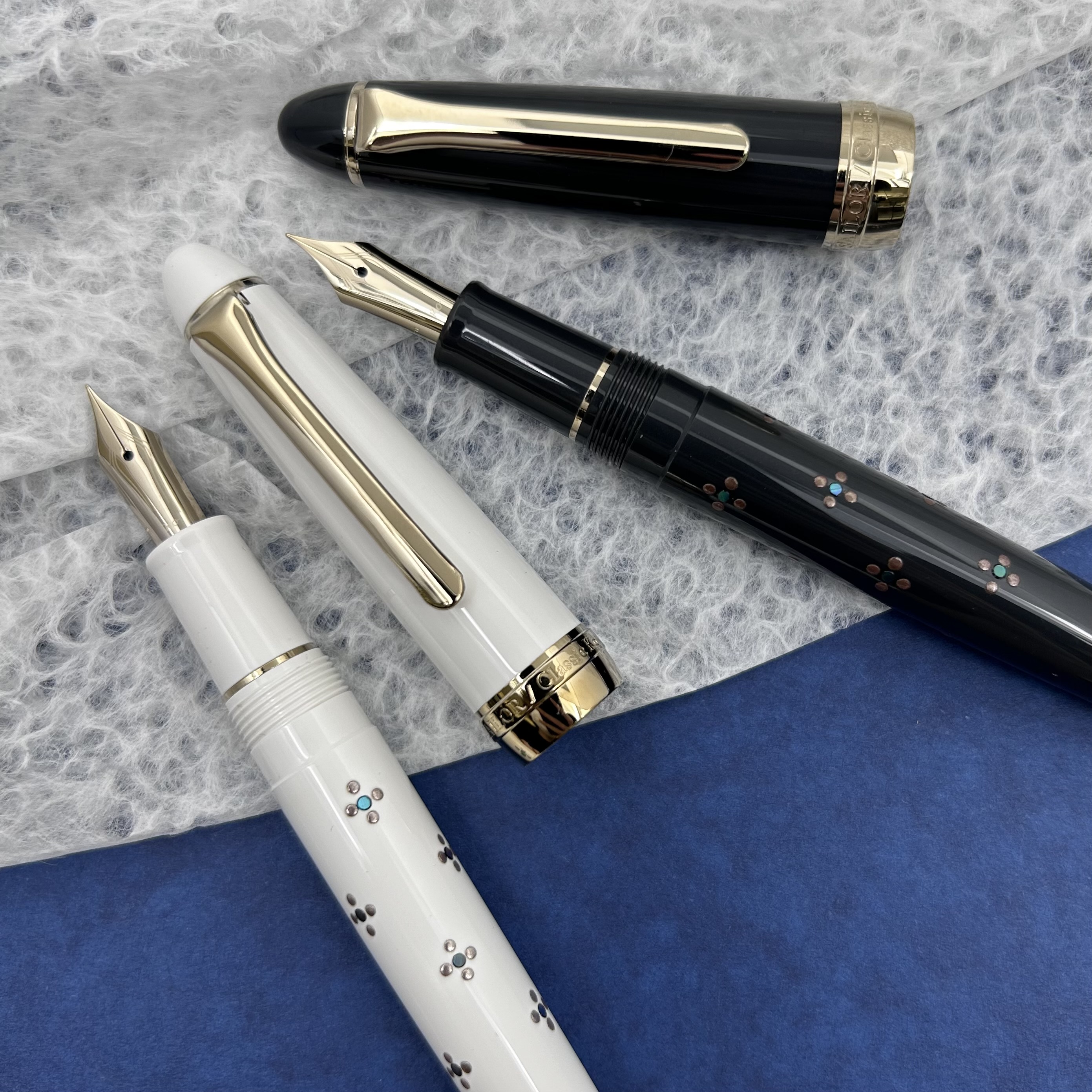 伝統手技と現代の感性がミックスされたSAILOR×Classic Ko 蒔絵文房