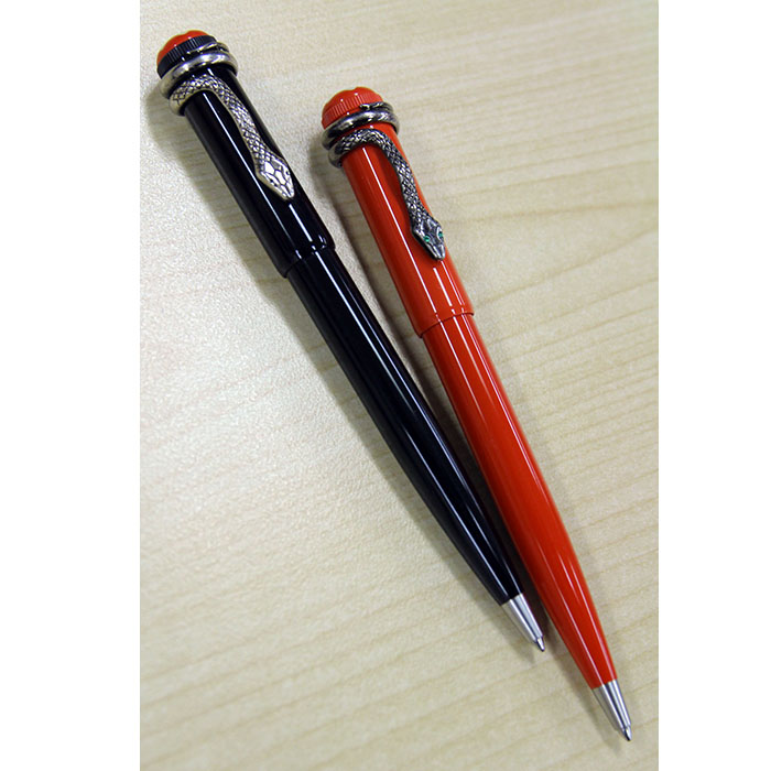 MONTBLANC Rouge et noir ボールペンとペンケース